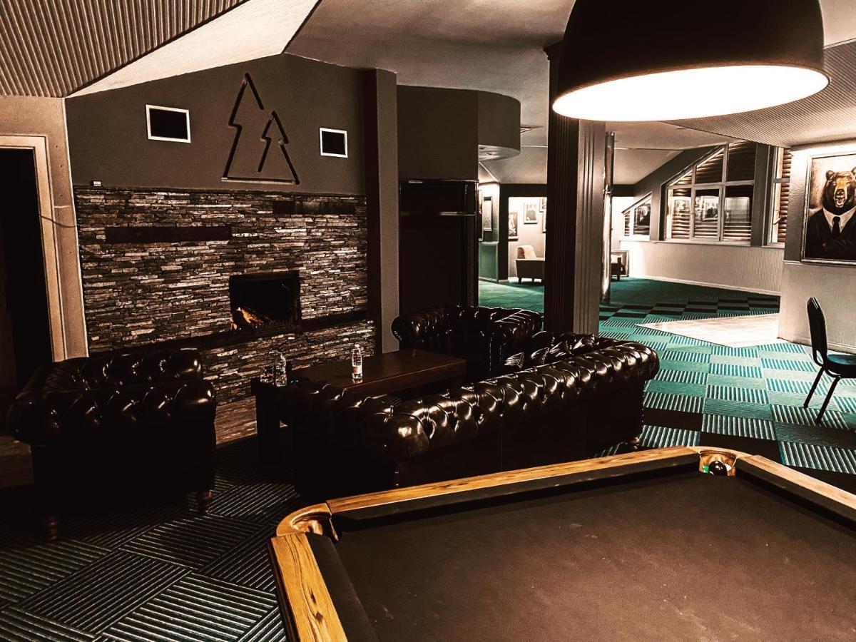 Hotel Konak モムチルグラト エクステリア 写真